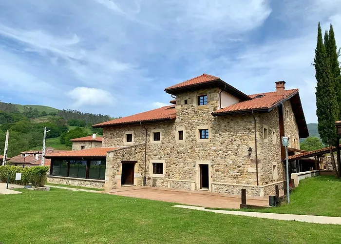 Hotel Suites Valles Pasiegos
